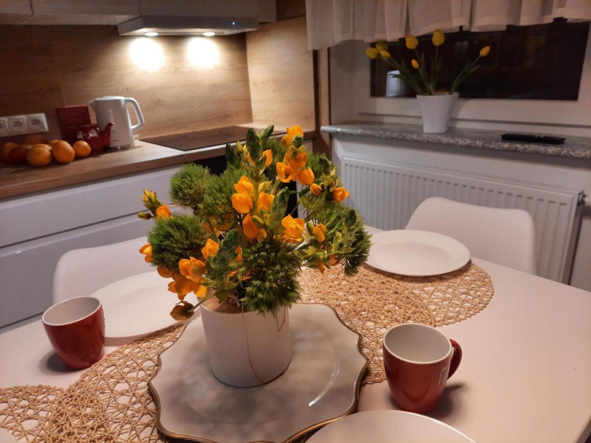 Apartament Amber Comfort Z Prywatnym Miejscem Parkingowym Kołobrzeg Exterior foto