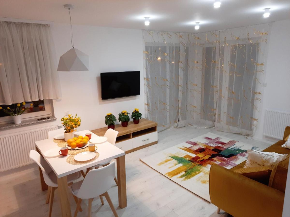 Apartament Amber Comfort Z Prywatnym Miejscem Parkingowym Kołobrzeg Exterior foto